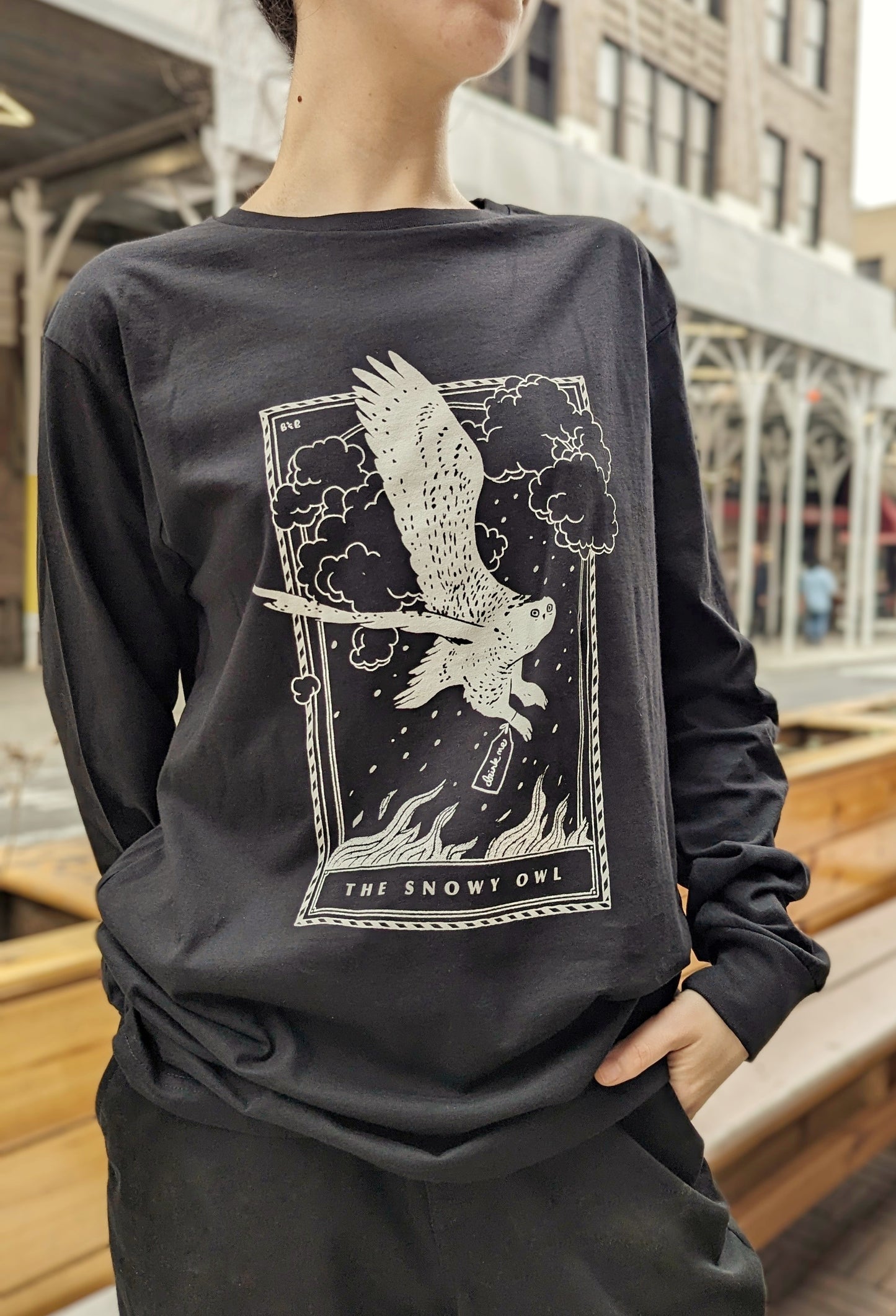 Signature Drink Long Sleeve T-shirt - Snowy Owl